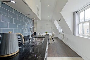 Apartment, 1 Bedroom | Private kitchen - Imperial Liverpool Street Apartments (London)