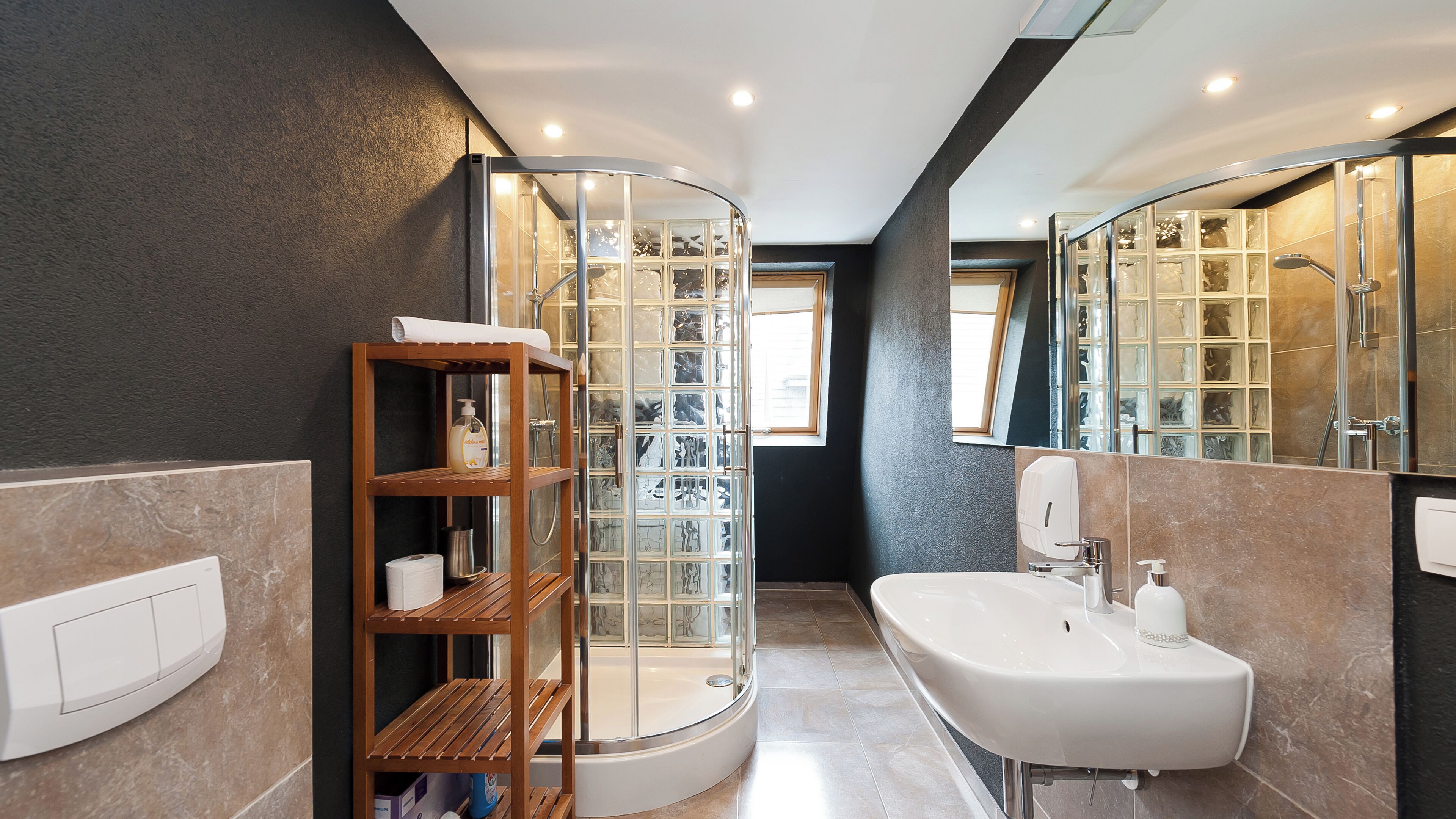 Apartment (A 6) | Bathroom