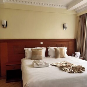 Standard Double Room, Garden View | Free WiFi, bed sheets - Royal Green Gardens (Nakuru)