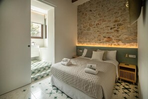 1 室のベッドルーム、WiFi、ベッドシーツ