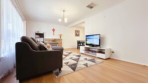 Smart TV, books