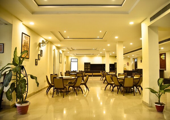Restaurant - IIDM ECO CENTRE (Lucknow)