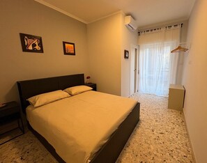 3 Schlafzimmer, Bügeleisen/Bügelbrett, WLAN, Bettwäsche