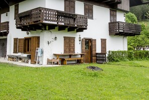 Esterni