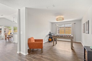 Spielezimmer