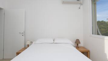 2 quartos, ferros/tábuas de passar roupa, Wi-Fi de cortesia