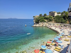 Beach nearby - Villa Meminaj With Sea View & Garden (Vlorë)