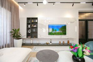 3 dormitorios, tabla de planchar con plancha, wifi gratis y ropa de cama