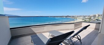 Bes' Sea View Studio