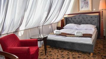 Classic Double Room | 2 bedrooms, in-room safe