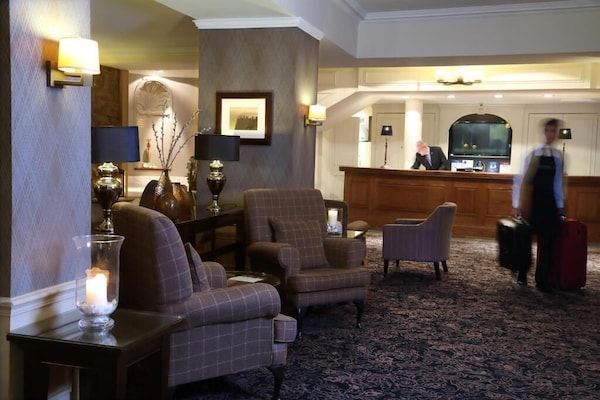 The Golden Lion Hotel - Stirling
