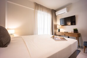 2 室のベッドルーム、アイロン / アイロン台、WiFi、ベッドシーツ
