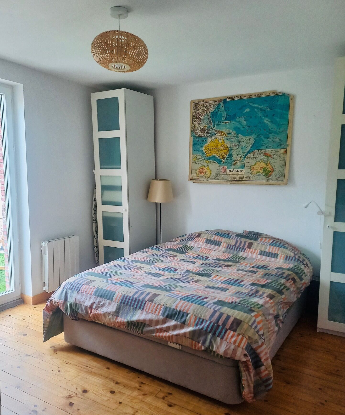 3 chambres, fer et planche à repasser, Wi-Fi, draps fournis