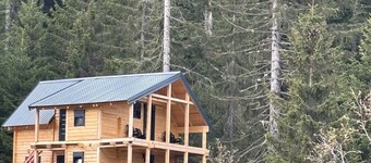 Charming 2-bedroom cabin in amazing Babino Polje with WiFi