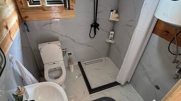 Dutxa, sabó i paper higiènic