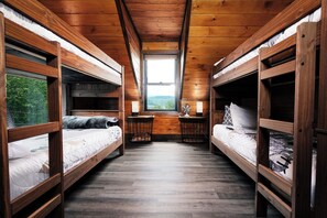 4 Schlafzimmer, Internetzugang, Bettwäsche