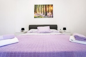 1 Schlafzimmer, Bügeleisen/Bügelbrett, Reisekinderbett, kostenloses WLAN