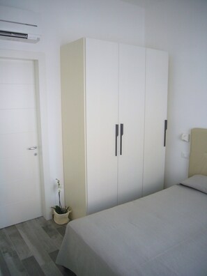 1 bedroom - Independent two-room apartment Villa Rina 1 (Pesaro Urbino)