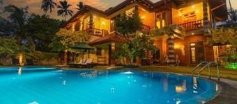 Superb 7-bedroom villa in Balapitiya