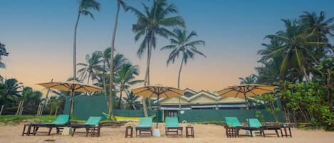 Sun-loungers, beach towels