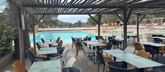 Mobile home in a 4-star campsite in FREJUS
