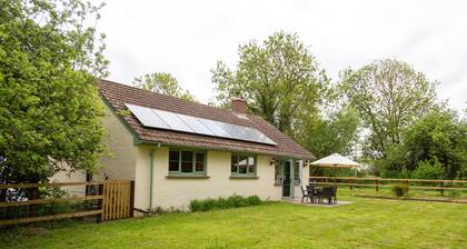 3 Bedroom idyllic countryside cottage in the middle of rural Wiltshire