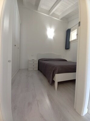 2 slaapkamers, een strijkplank/strijkijzer, gratis wifi