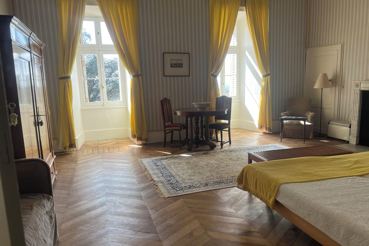 Deluxe Triple Room, Garden View (Jaune)