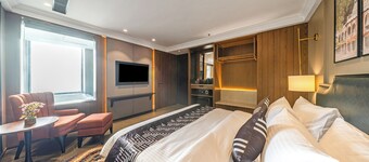 เมดาลิโอ ซิกเนเจอร์ จัณฑีครห์ ซีรากปูร์