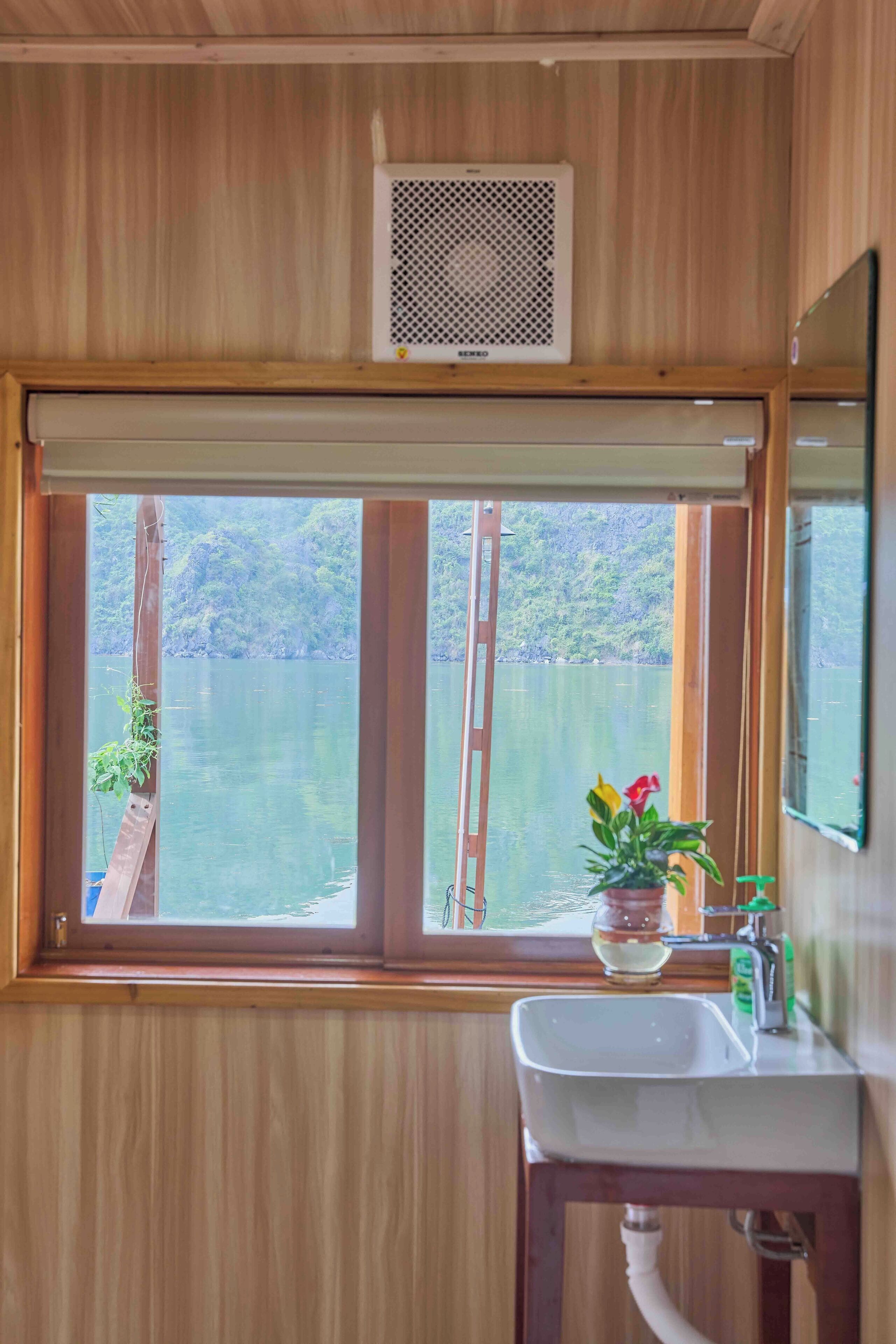 Double Room, Patio, Beach View | Bathroom | Shower, hair dryer, slippers, towels