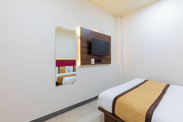 Deluxe Studio Suite | Free WiFi