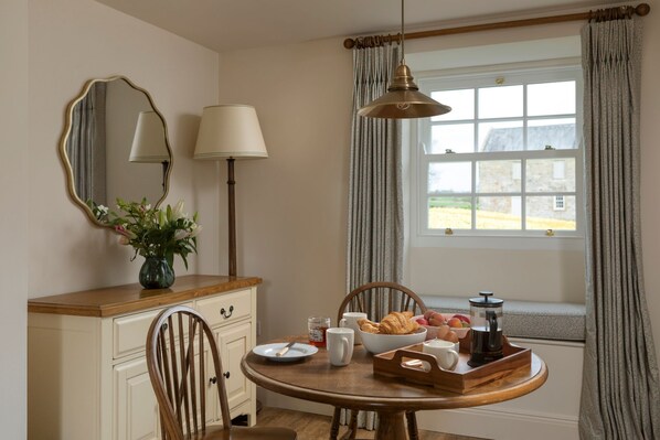 تناول الطعام