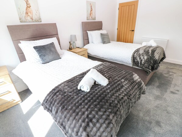 3 ห้องนอน, ห้องพั�กตกแต่งอย่างมีเอกลักษณ์, ตกแต่งพิเศษโดยเฉพาะ, Wi-Fi ฟรี