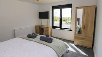 3 bedrooms, individually decorated, individually furnished, free WiFi