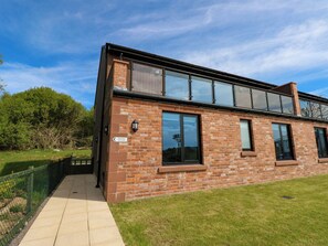 Exterior - Oak Tree Cottage (Frizington)