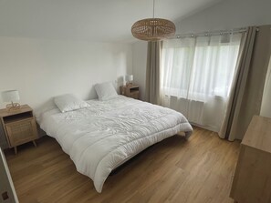 6 slaapkamers, reisbedje, gratis wifi