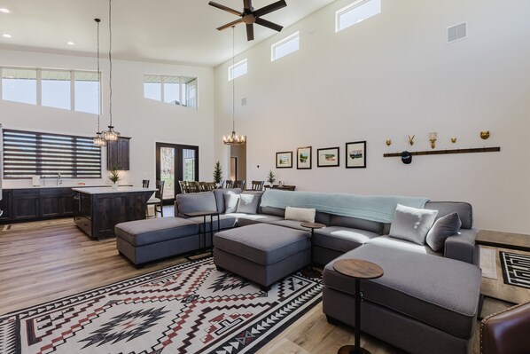 Smart TV, fireplace, computer monitors