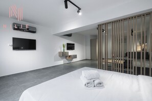 Iron/ironing board, cribs/infant beds, free WiFi, bed sheets