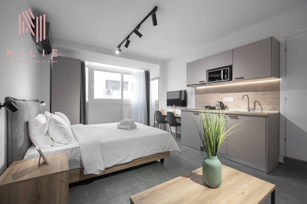 1 bedroom, iron/ironing board, cots/infant beds, free WiFi