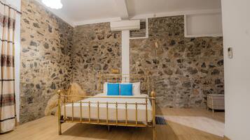 1 chambre, fer et planche Ă repasser, Wi-Fi, draps fournis