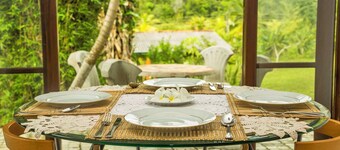 Charming lodge with a Swimming pool in lovely Galle