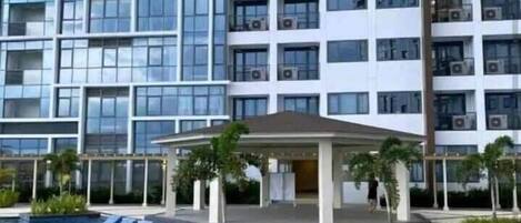 2 piscinas al aire libre