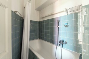 Bathroom - La Ca' dal Lüis (Balerna)
