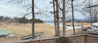 Amazing campground on the lake in Sevierville - 2 bedrooms available