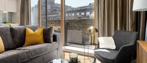 Penthouse Royal, balcon | Coin séjour
