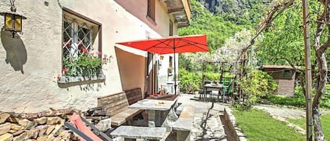 Chalet Familial, plusieurs chambres, cÎté montagne (Casa Kaia Verzasca) | Restauration extérieure