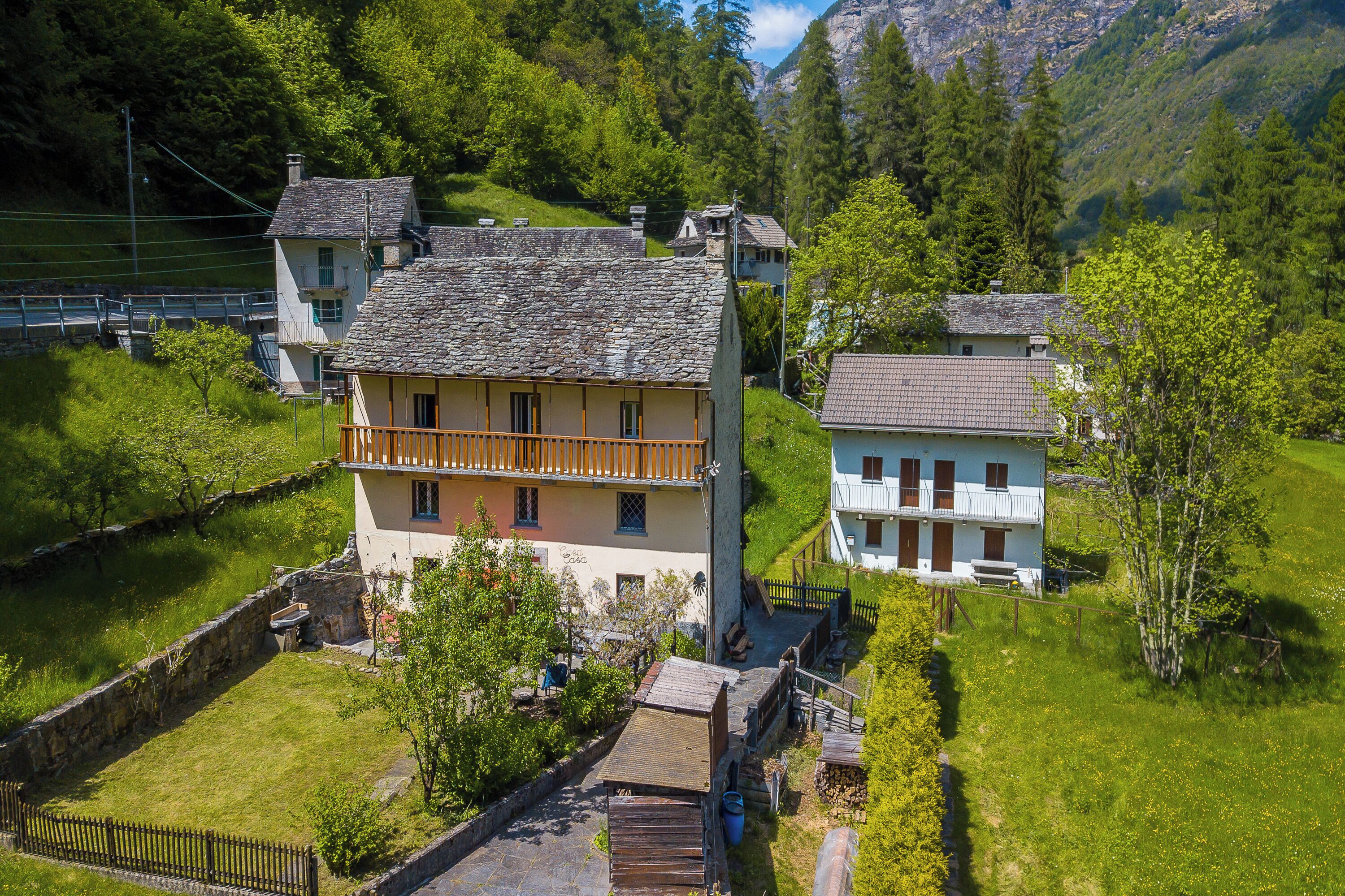 Family Chalet, Multiple Bedrooms, Mountainside (Casa Kaia Verzasca) | Exterior