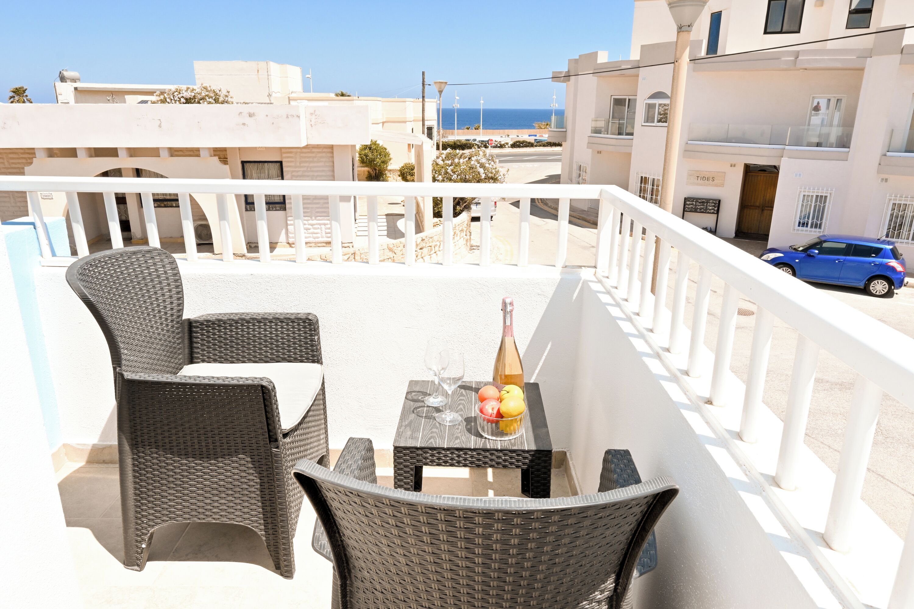 Family Apartment, Multiple Bedrooms, 2 Bathrooms, Sea Facing (Sea Blue Horizon Qawra Bay 5) | Outdoor dining