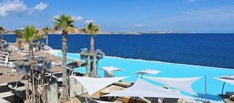 Sea Blue Horizon Qawra Bay Apartments