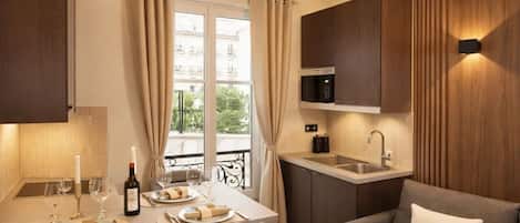 Microwave, stovetop, espresso maker, electric kettle